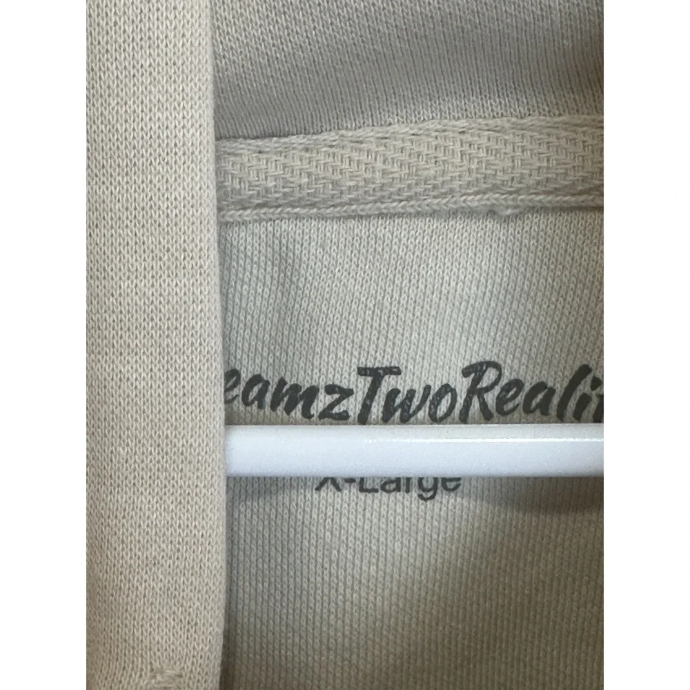 Dreams Two Reality‎ Mistletoe Hoodie Size XL